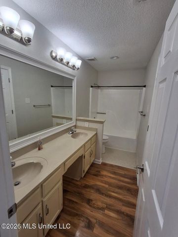 8742 Magnolia Cove, Southaven, MS 38671