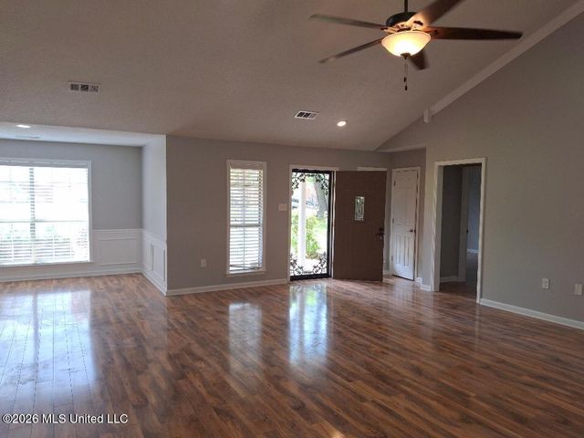 8742 Magnolia Cove, Southaven, MS 38671