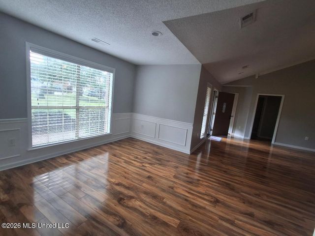 8742 Magnolia Cove, Southaven, MS 38671