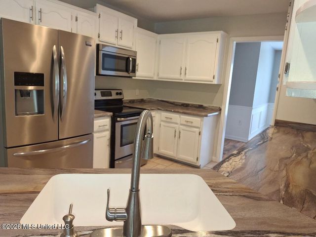 8742 Magnolia Cove, Southaven, MS 38671