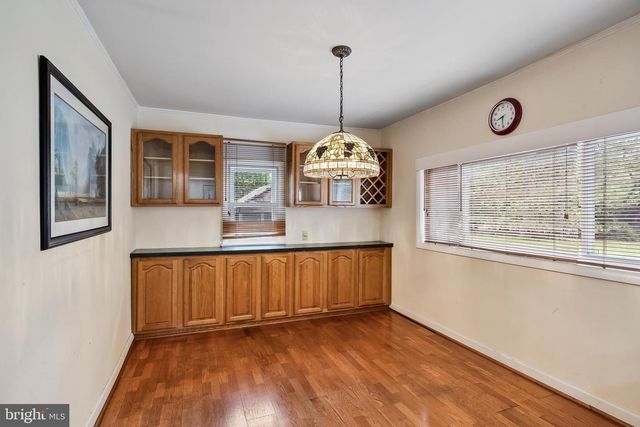 513 EGGERTS CROSSING RD, Trenton, NJ 08638