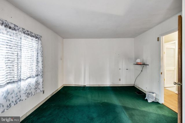 513 EGGERTS CROSSING RD, Trenton, NJ 08638