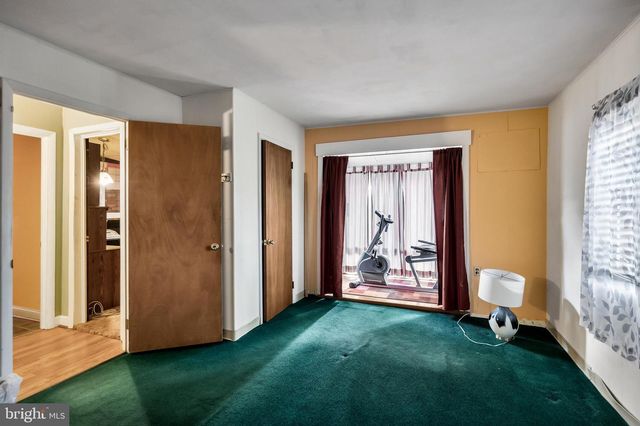 513 EGGERTS CROSSING RD, Trenton, NJ 08638