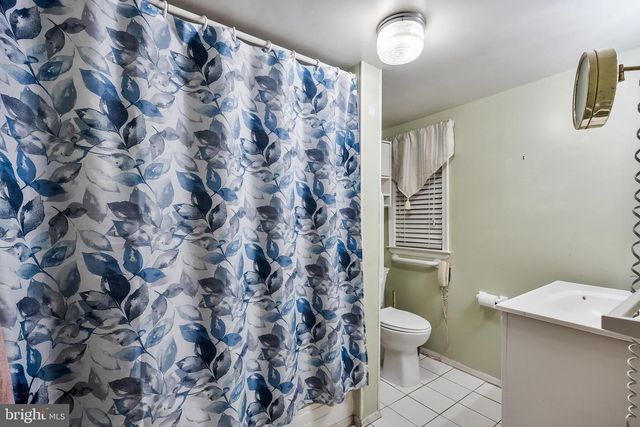 513 EGGERTS CROSSING RD, Trenton, NJ 08638