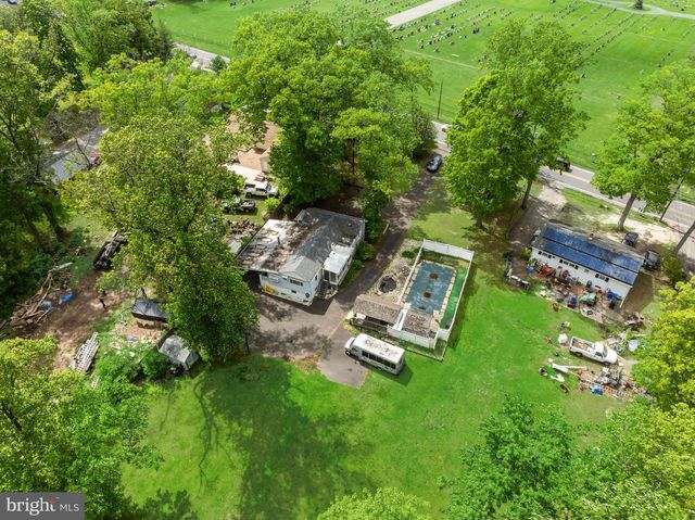 513 EGGERTS CROSSING RD, Trenton, NJ 08638