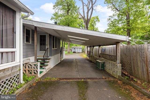 513 EGGERTS CROSSING RD, Trenton, NJ 08638