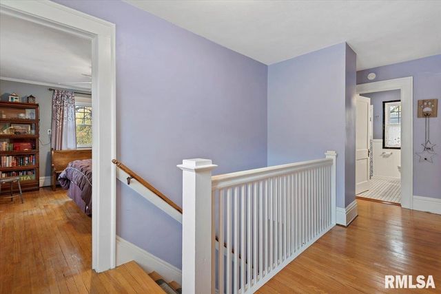 909 S WALNUT Street, Springfield, IL 62704