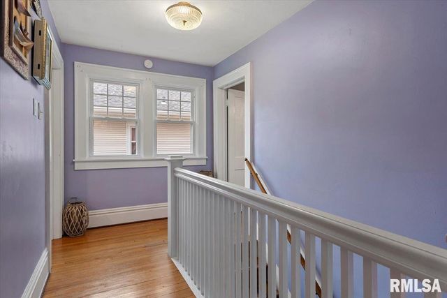 909 S WALNUT Street, Springfield, IL 62704