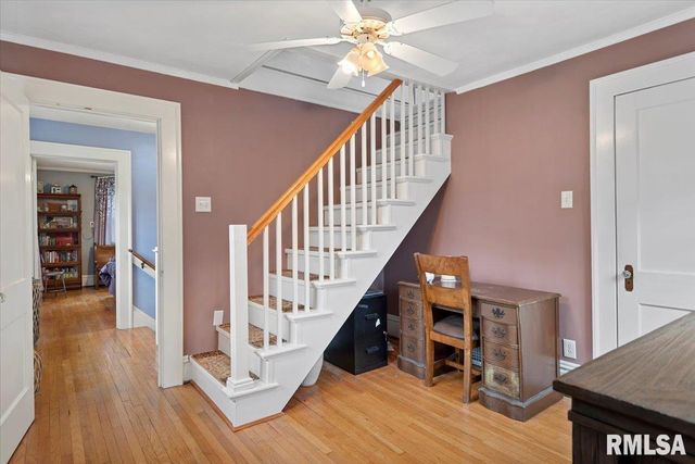 909 S WALNUT Street, Springfield, IL 62704