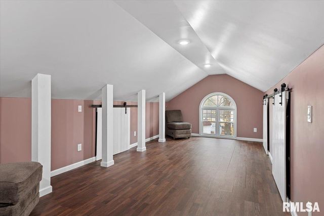 909 S WALNUT Street, Springfield, IL 62704