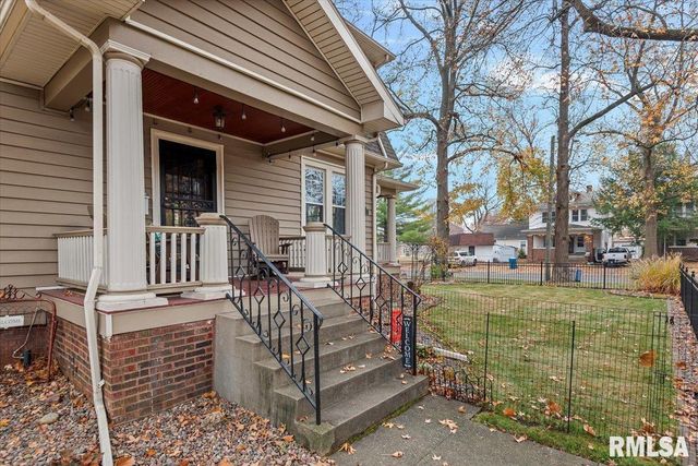 909 S WALNUT Street, Springfield, IL 62704