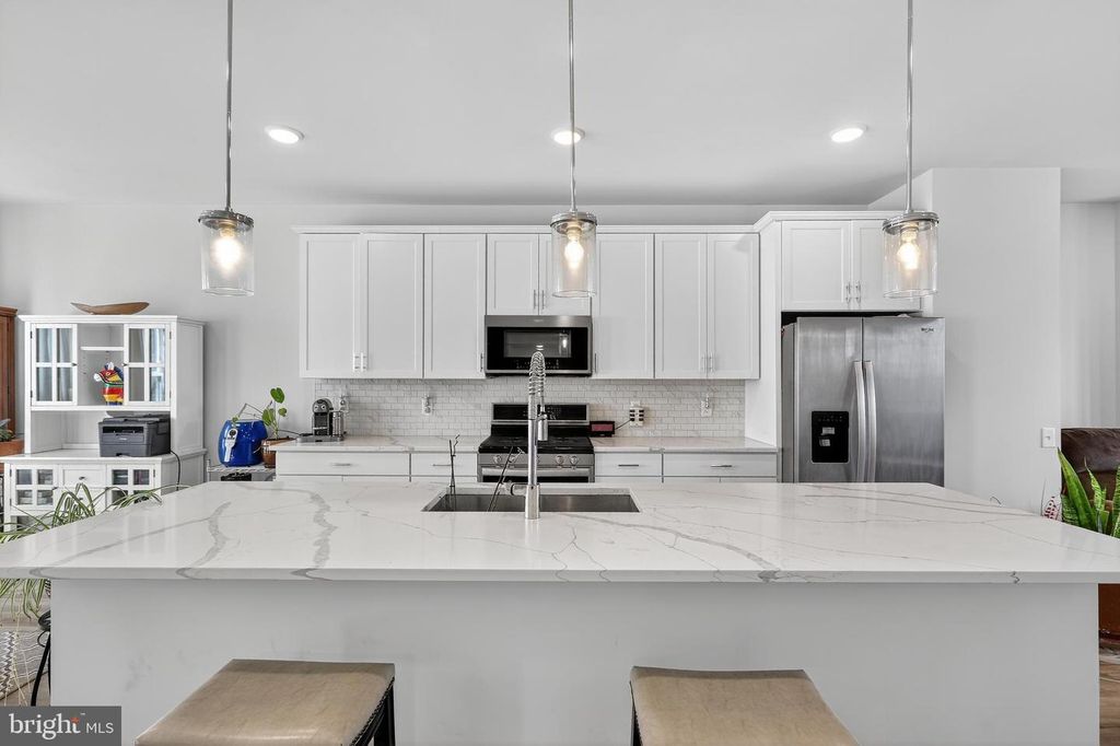 17292 TURNSTONE DR, Dumfries, VA 22026