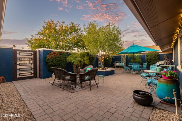 17203 N LIME ROCK Drive, Sun City, AZ 85373