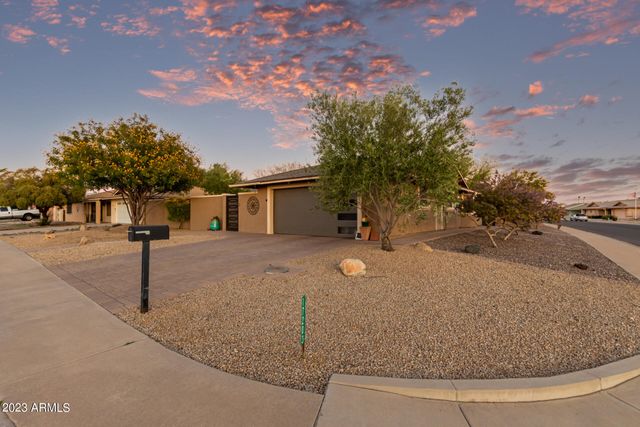 17203 N LIME ROCK Drive, Sun City, AZ 85373