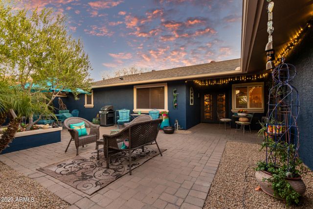 17203 N LIME ROCK Drive, Sun City, AZ 85373