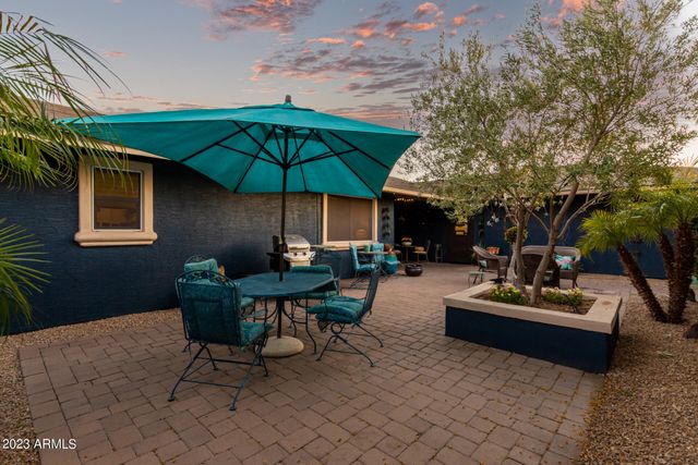 17203 N LIME ROCK Drive, Sun City, AZ 85373