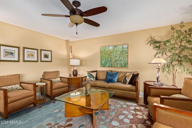 17203 N LIME ROCK Drive, Sun City, AZ 85373