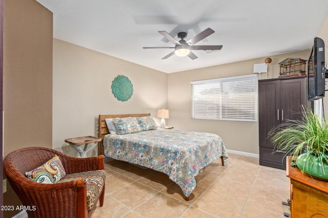 17203 N LIME ROCK Drive, Sun City, AZ 85373