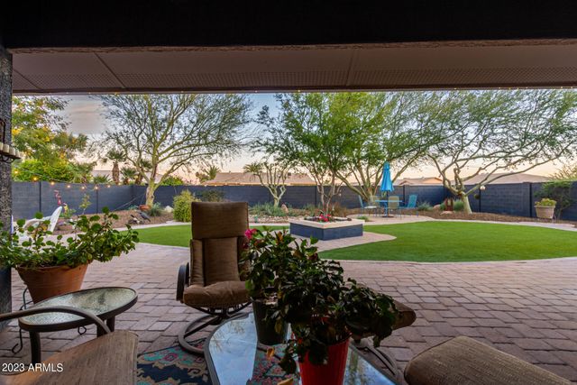 17203 N LIME ROCK Drive, Sun City, AZ 85373