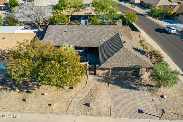 17203 N LIME ROCK Drive, Sun City, AZ 85373