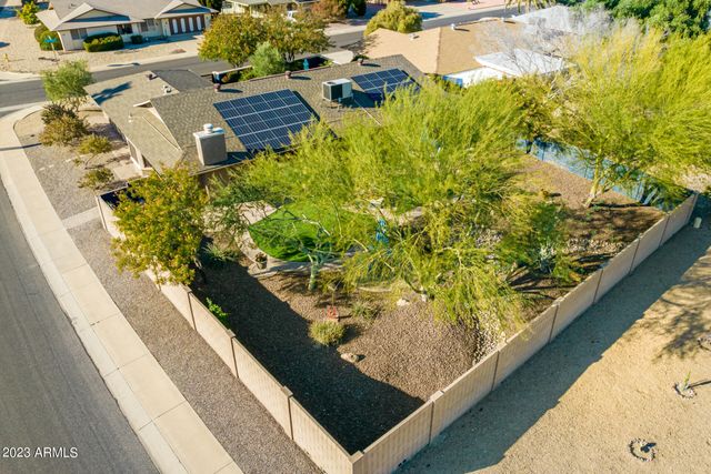 17203 N LIME ROCK Drive, Sun City, AZ 85373