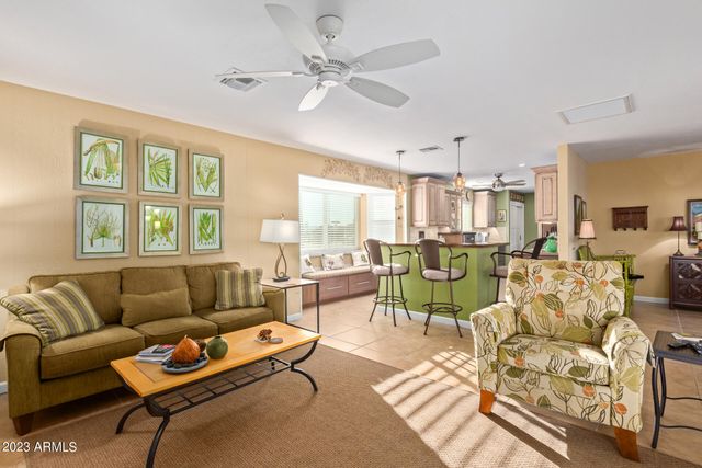 17203 N LIME ROCK Drive, Sun City, AZ 85373