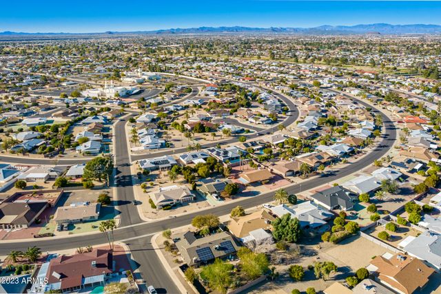 17203 N LIME ROCK Drive, Sun City, AZ 85373