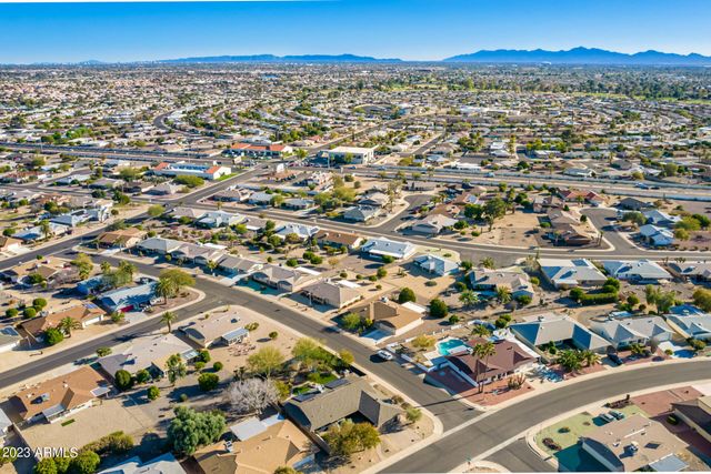 17203 N LIME ROCK Drive, Sun City, AZ 85373