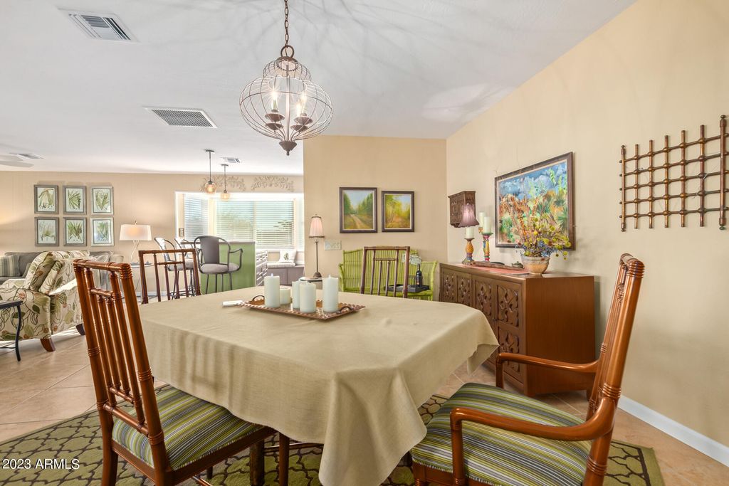 Image 24 of property listing at 17203 N LIME ROCK Drive, Sun City, AZ 85373