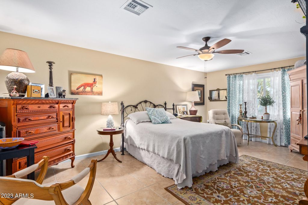 Image 28 of property listing at 17203 N LIME ROCK Drive, Sun City, AZ 85373