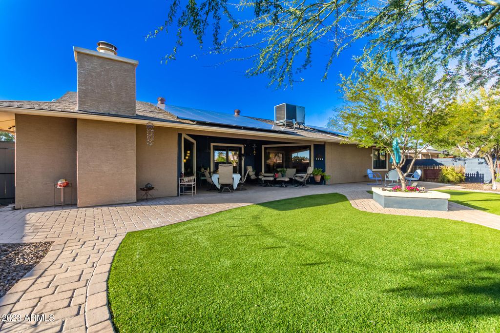 Image 53 of property listing at 17203 N LIME ROCK Drive, Sun City, AZ 85373