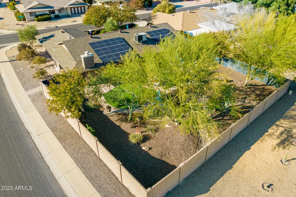 Image 58 of property listing at 17203 N LIME ROCK Drive, Sun City, AZ 85373