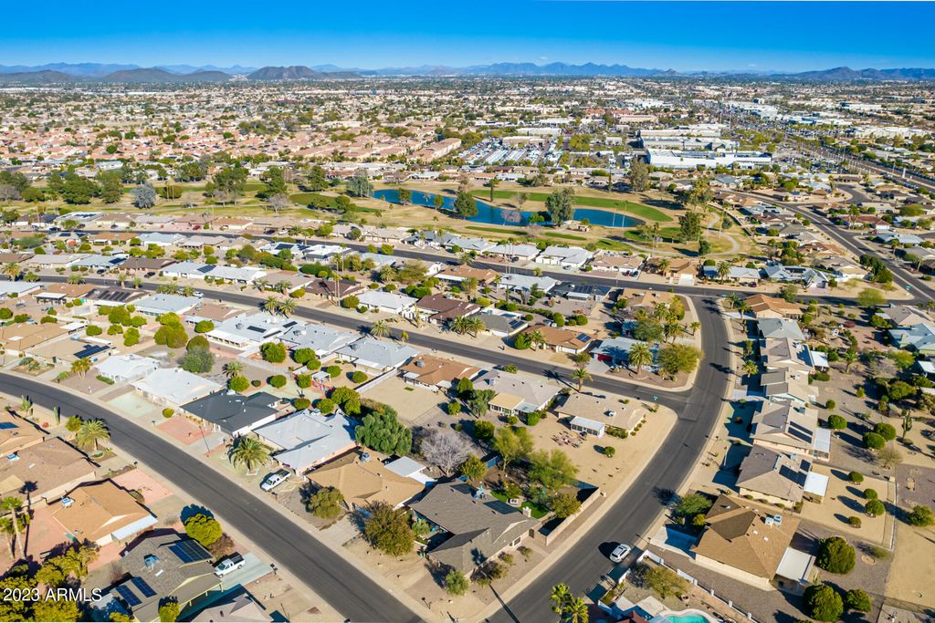 Image 65 of property listing at 17203 N LIME ROCK Drive, Sun City, AZ 85373