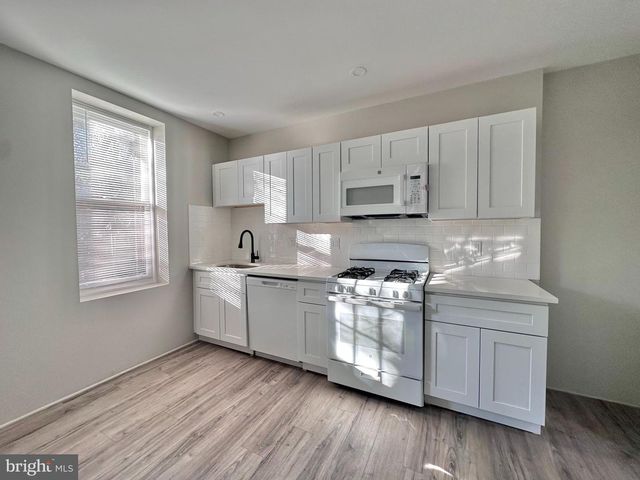 934 N FALLON ST, Philadelphia, PA 19131