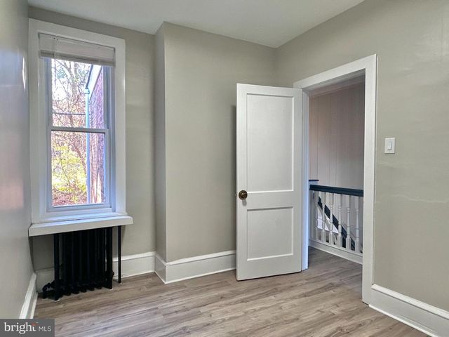 934 N FALLON ST, Philadelphia, PA 19131