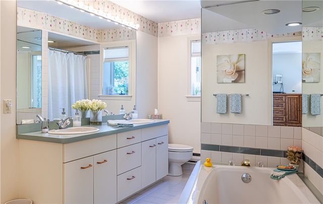 282 Byron Randall Road, Scituate, RI 02857