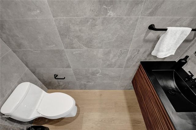 876 Jeffery St, Boca Raton, FL 33487