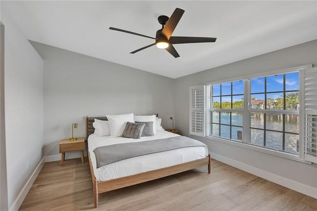 876 Jeffery St, Boca Raton, FL 33487