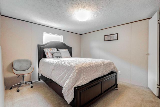 22 Road 5012, Cleveland, TX 77327