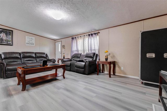 22 Road 5012, Cleveland, TX 77327