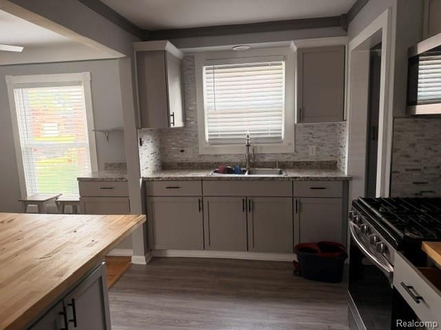 20055 Mark Twain Street, Detroit, MI 48235