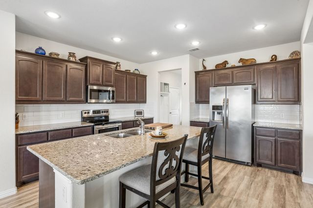 8382 Abner Road, Oak Ridge, TX 75161