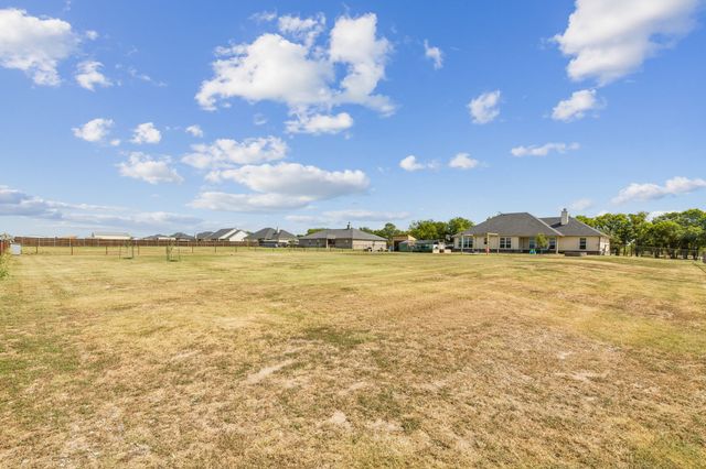 8382 Abner Road, Oak Ridge, TX 75161