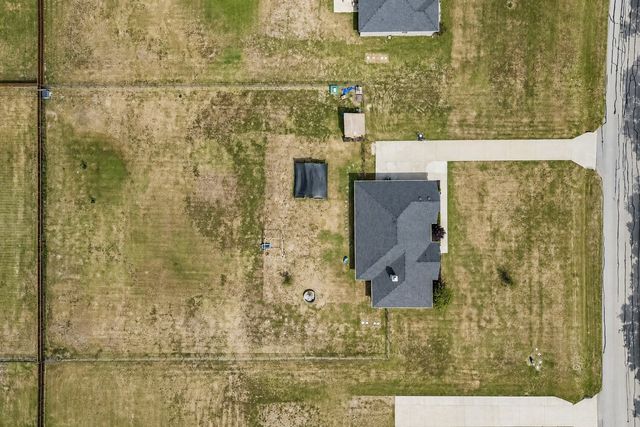 8382 Abner Road, Oak Ridge, TX 75161