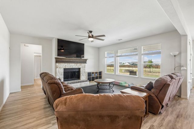 8382 Abner Road, Oak Ridge, TX 75161