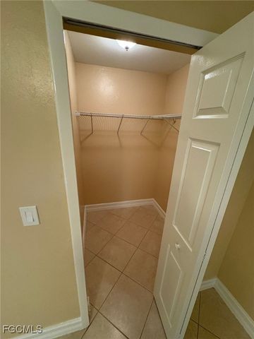 405 SE Van Loon TER B, Cape Coral, FL 33990