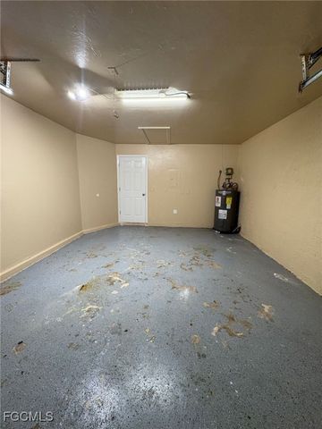 405 SE Van Loon TER B, Cape Coral, FL 33990