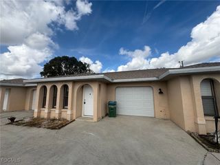405 SE Van Loon TER B, Cape Coral, FL 33990