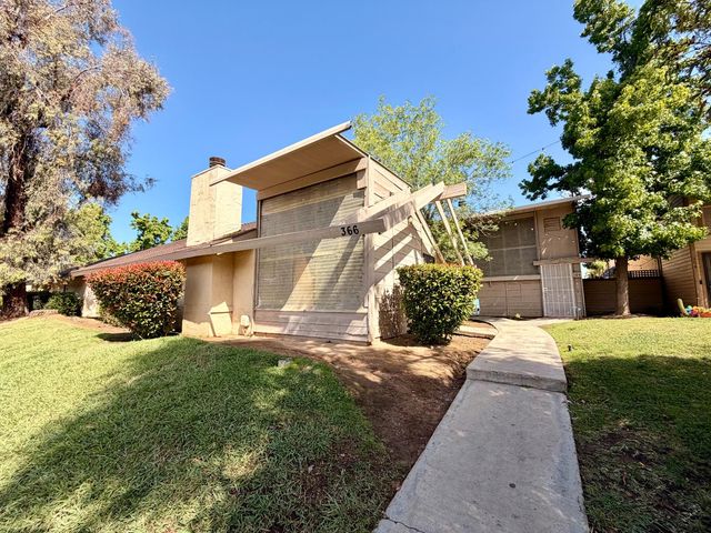 366 E El Paso Avenue, Fresno, CA 93720
