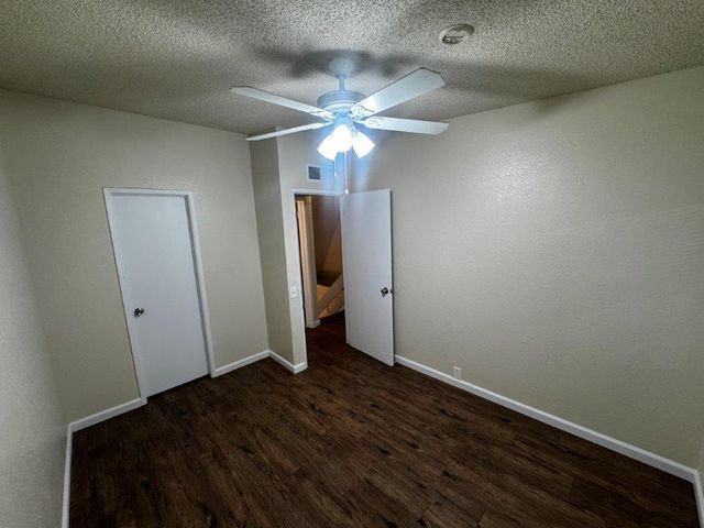 366 E El Paso Avenue, Fresno, CA 93720